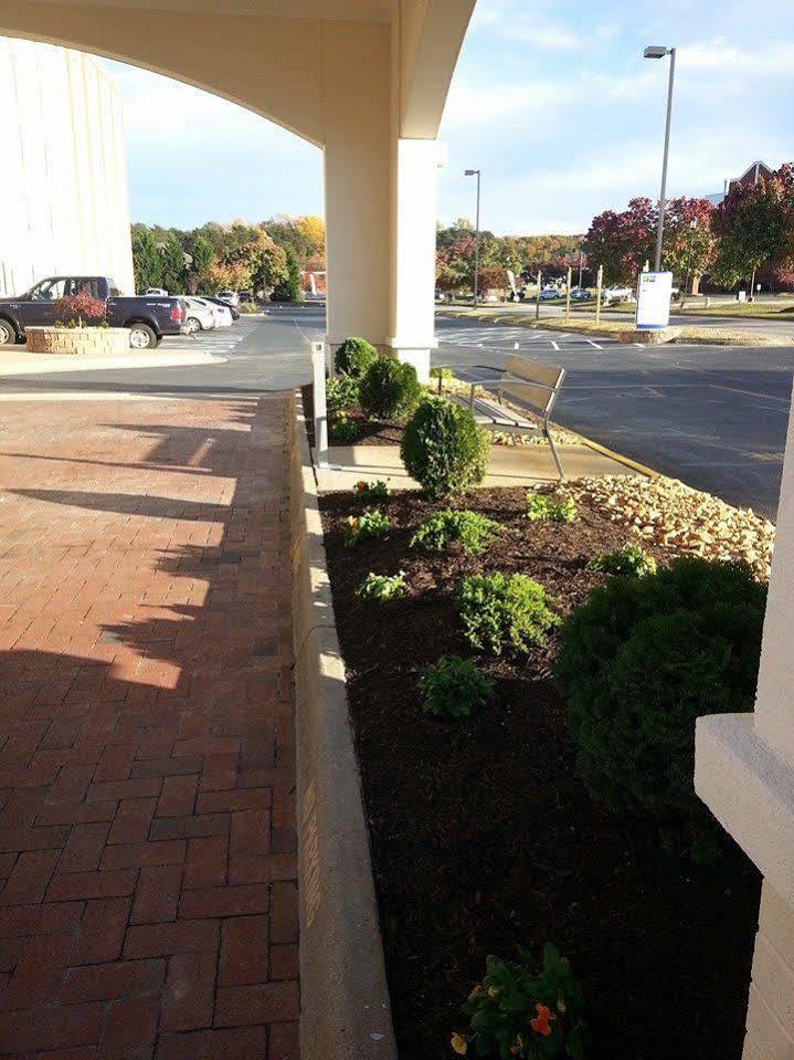 Holiday Inn Express Fredericksburg - Southpoint By Ihg Kültér fotó
